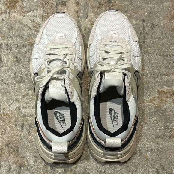 Nike V2K run sneakers - Picture 5 of 10